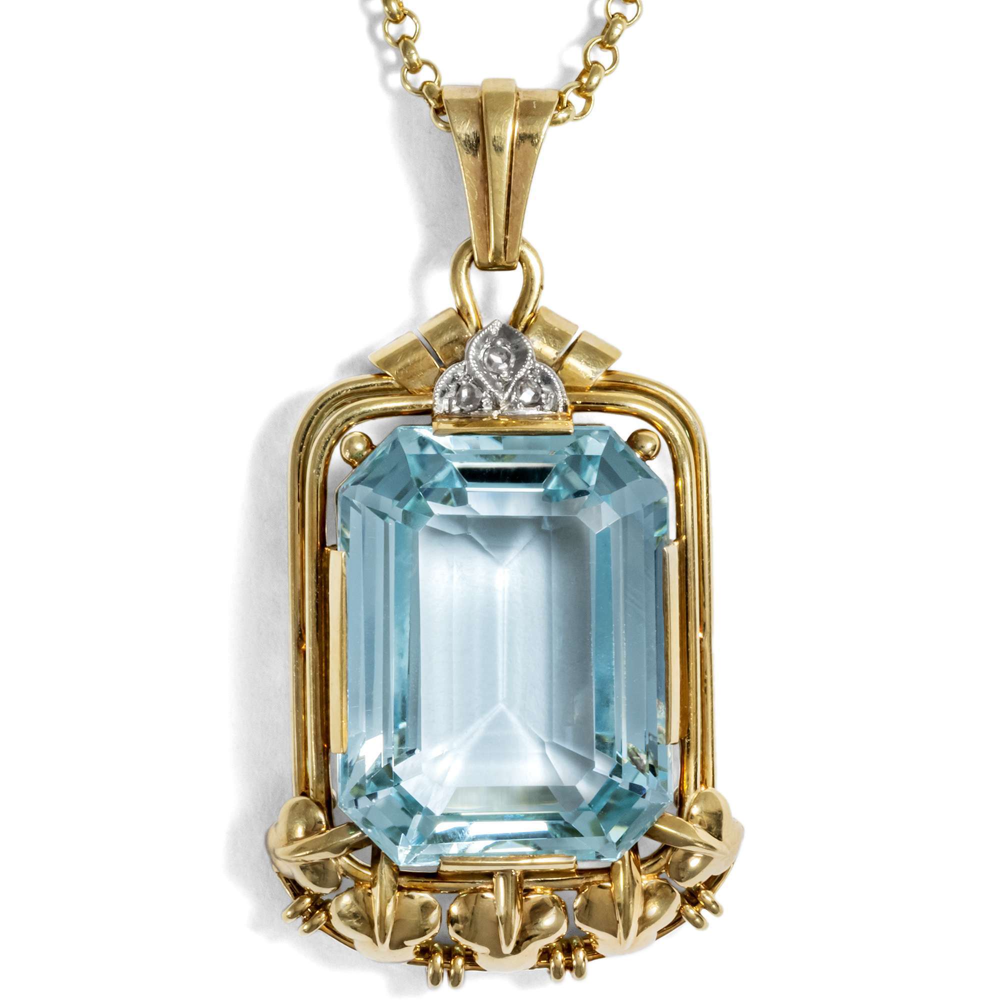 619339-hofer-antikschmuck-Antiker-Aquamarin-und-Diamant-Anhaenger-des-Art-Deco-1930er-Jahre-Sommer-im-Umbruch