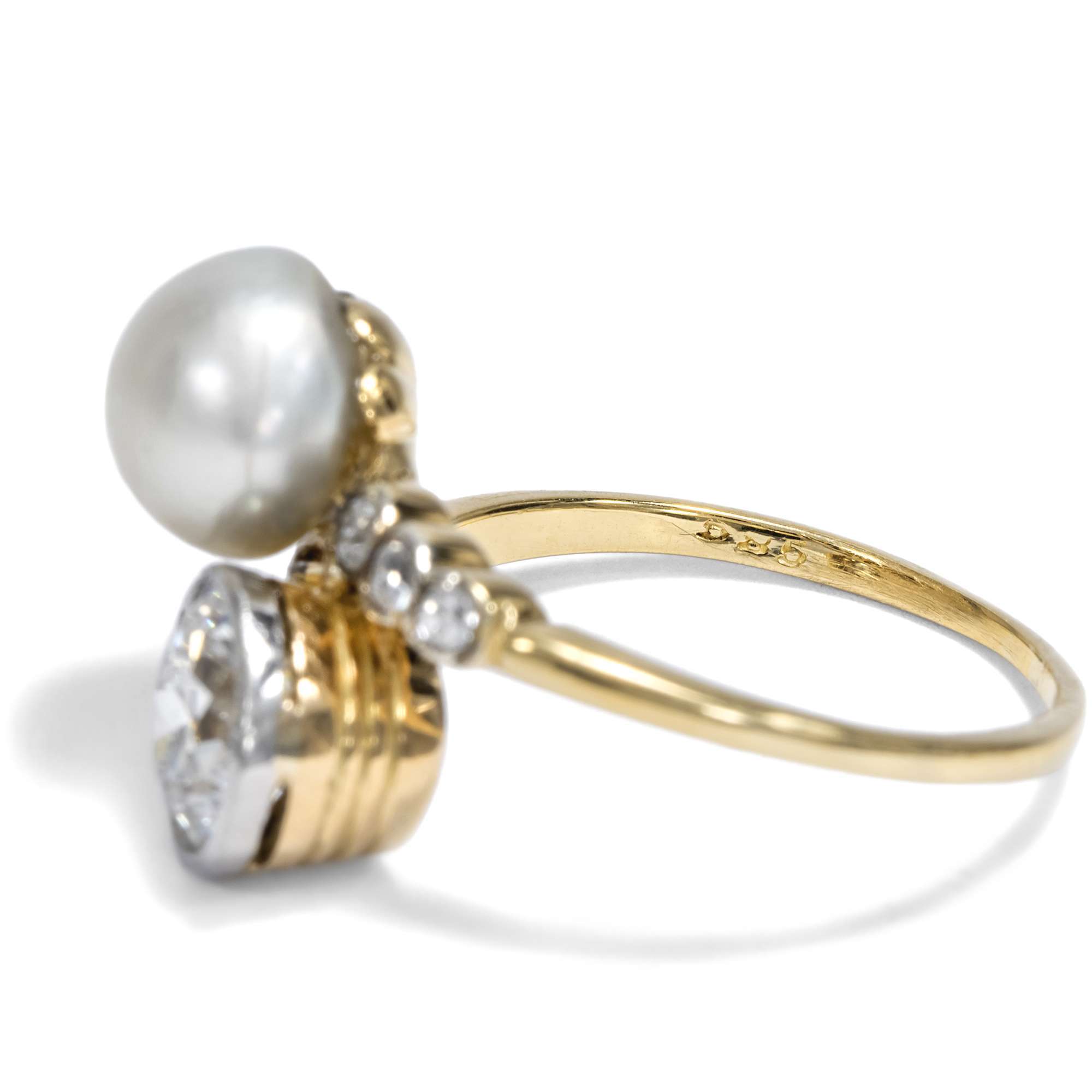 623408-hofer-antikschmuck-Antiker-Toi-et-Moi-Ring-mit-Naturperle-und-Diamant-im-Altschliff-Deutschland-um-1910-Duo-in-Weiss_3