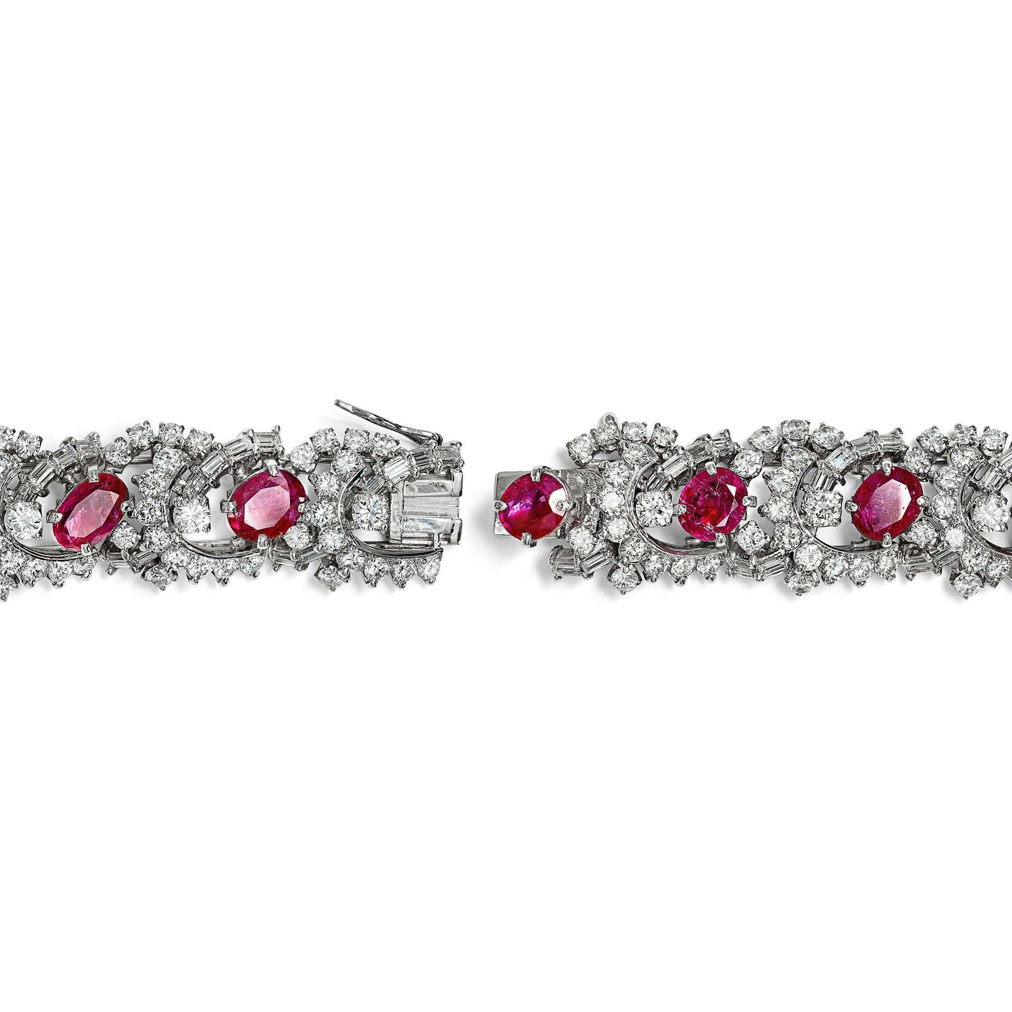 624365-hofer-antikschmuck-Vintage-Armband-mit-kostbaren-Rubinen-und-Diamanten-in-Weissgold-um-1970-Burma-unbehandelt_4