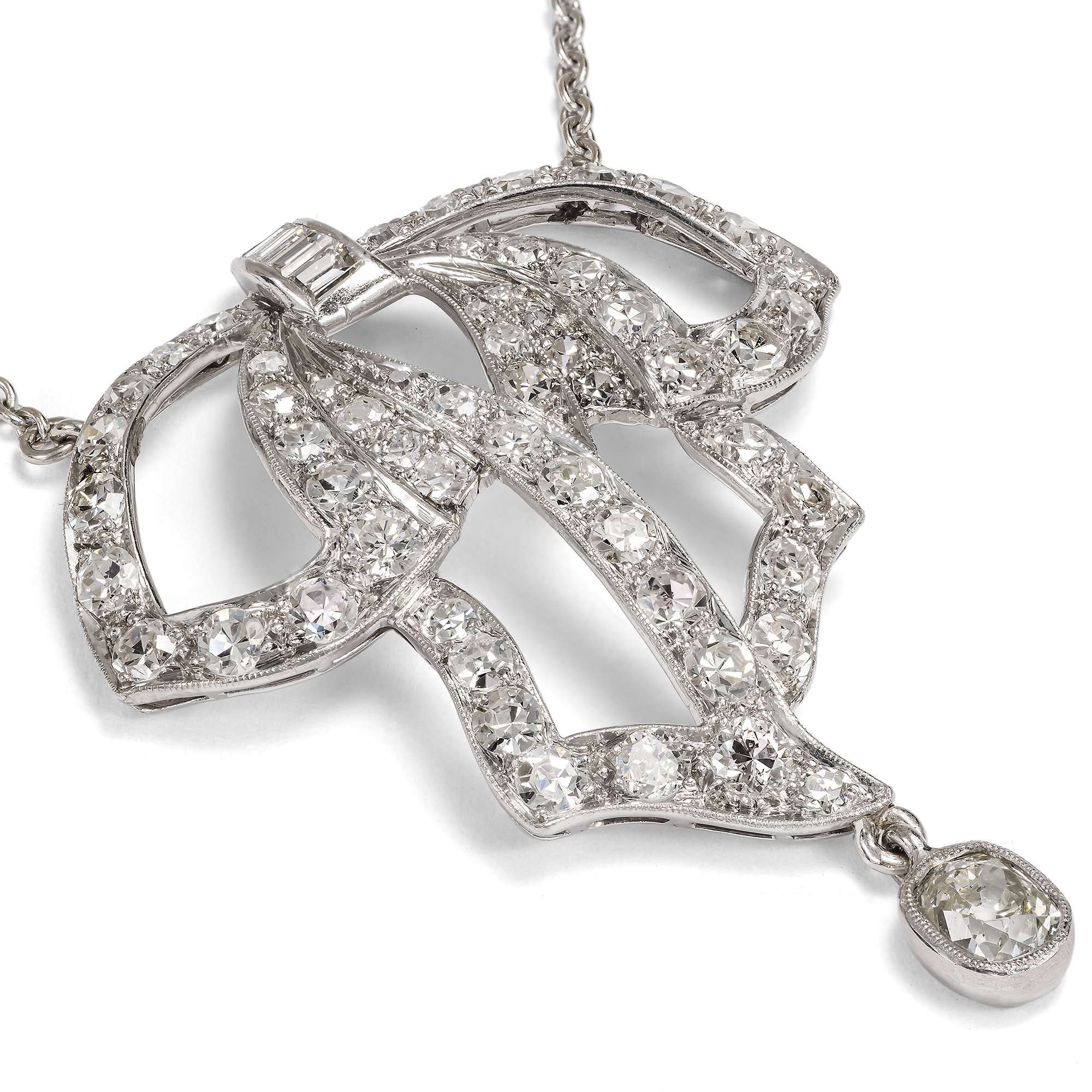 625839-hofer-antikschmuck-Glamouroeses-Art-Deco-Collier-mit-Diamanten-in-Weissgold-und-Platin-um-1935_4