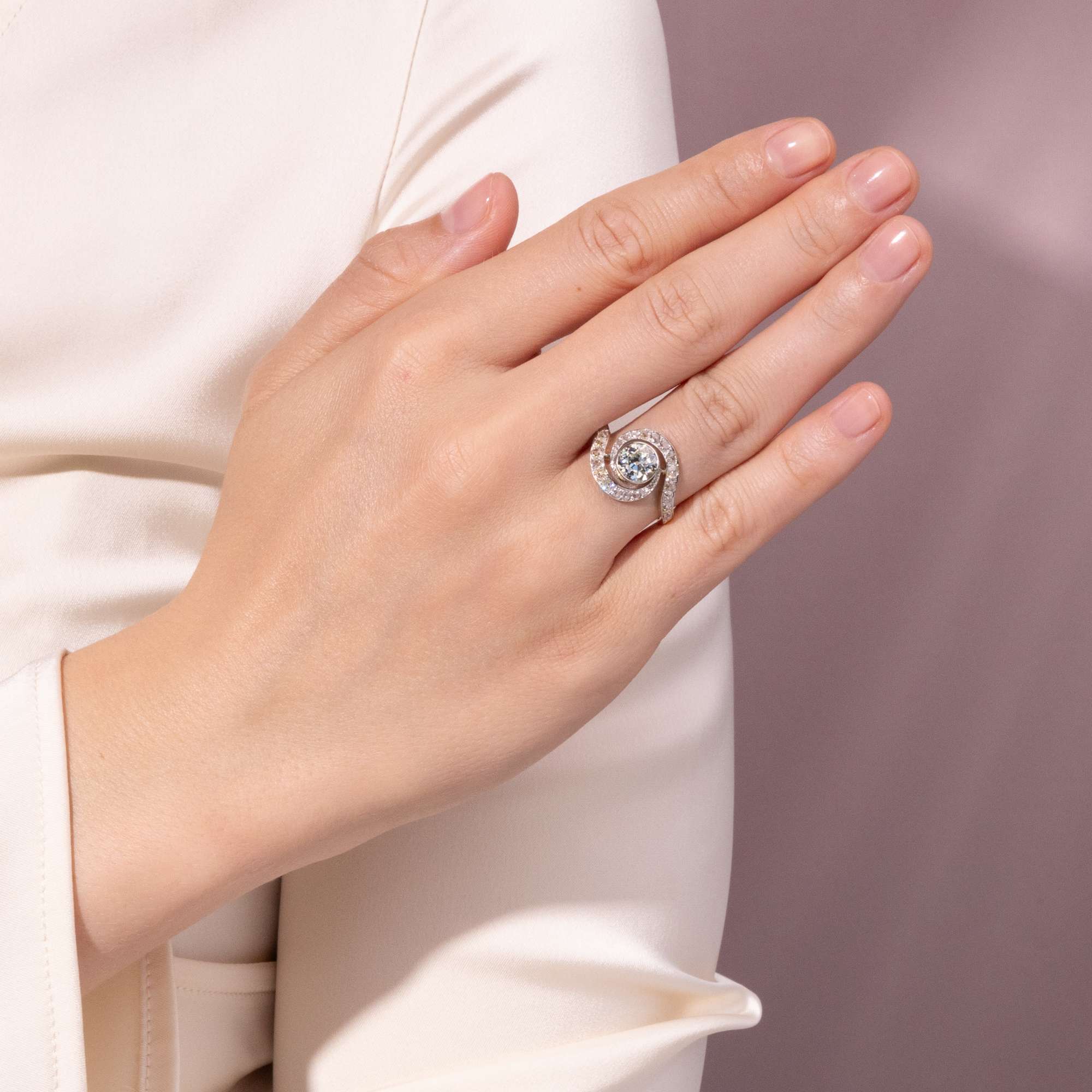 625884-hofer-antikschmuck_1
