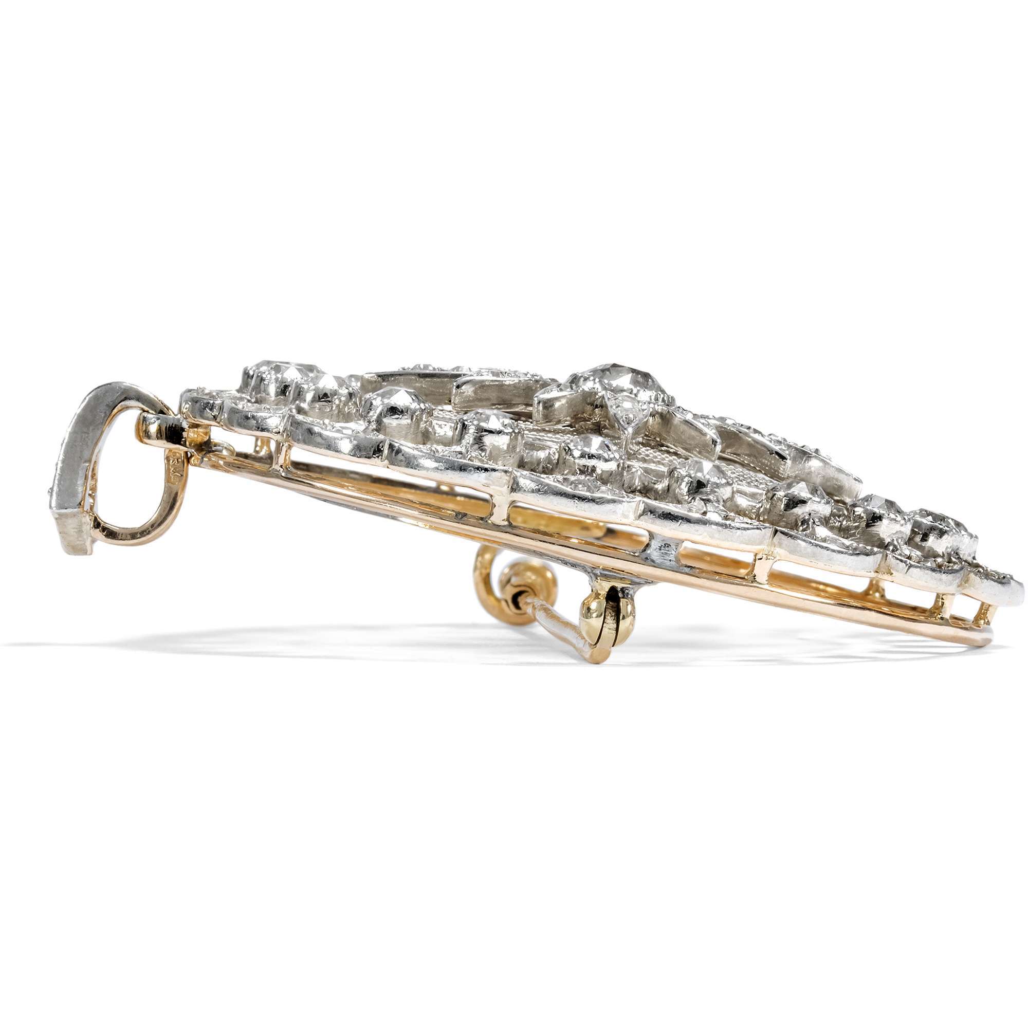 626040-hofer-antikschmuck-Kostbare-Anhaenger-Brosche-mit-2-70-ct-Diamanten-in-Silber-auf-Gold-um-1910-Zu-Samt-und-Seide
