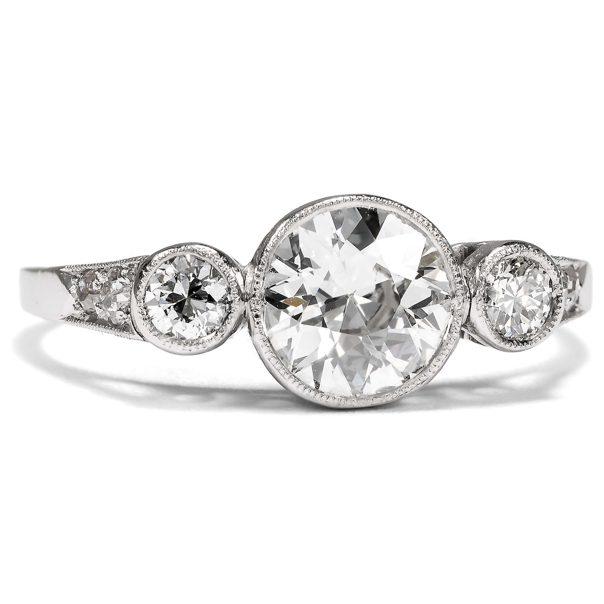 626414-hofer-antikschmuck-Antiker-Weissgoldring-mit-erstklassigen-Diamanten-Deutschland-um-1930-Sieben-auf-einen-Streich