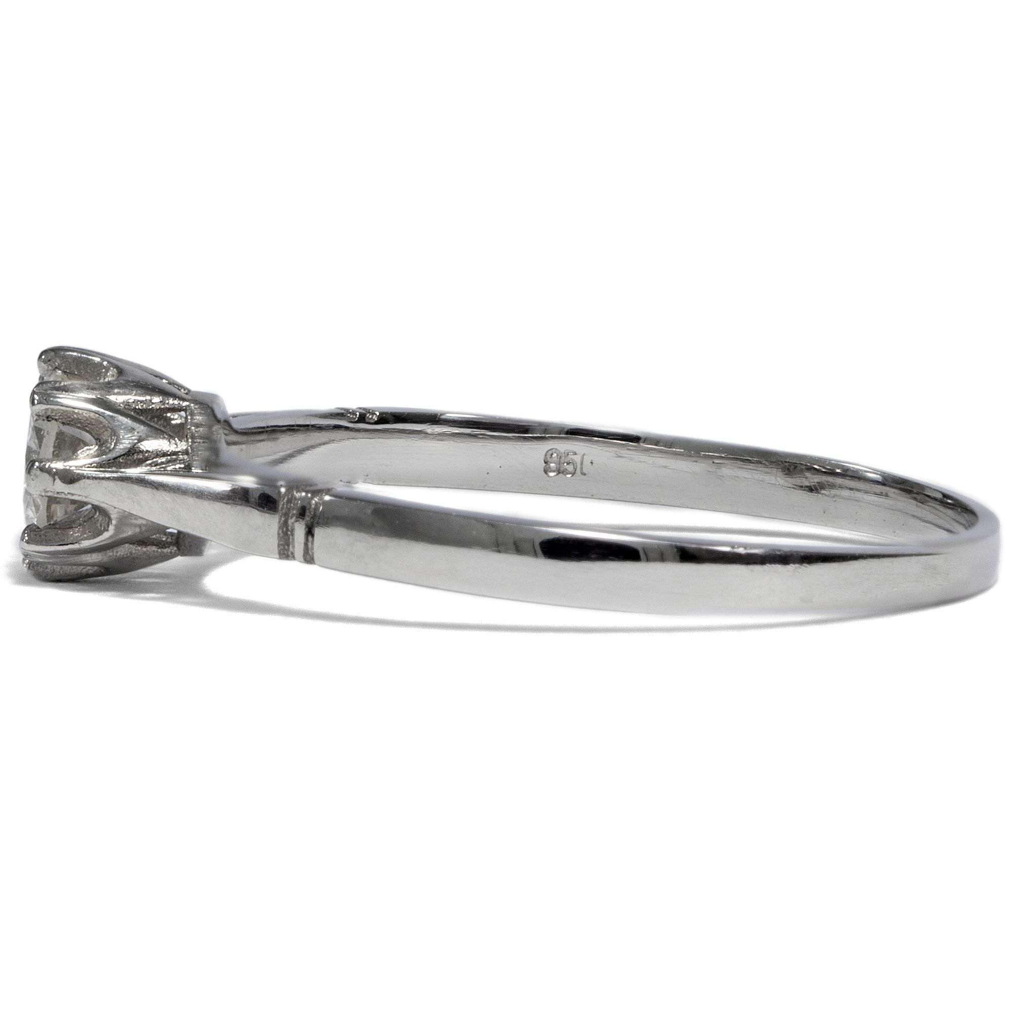 627220-hofer-antikschmuck-Ungetragener-Verlobungsring-mit-0-31-ct-vintage-Brillant-in-Platin-aus-unserer-Werkstatt-Nachhaltiges-Versprechen