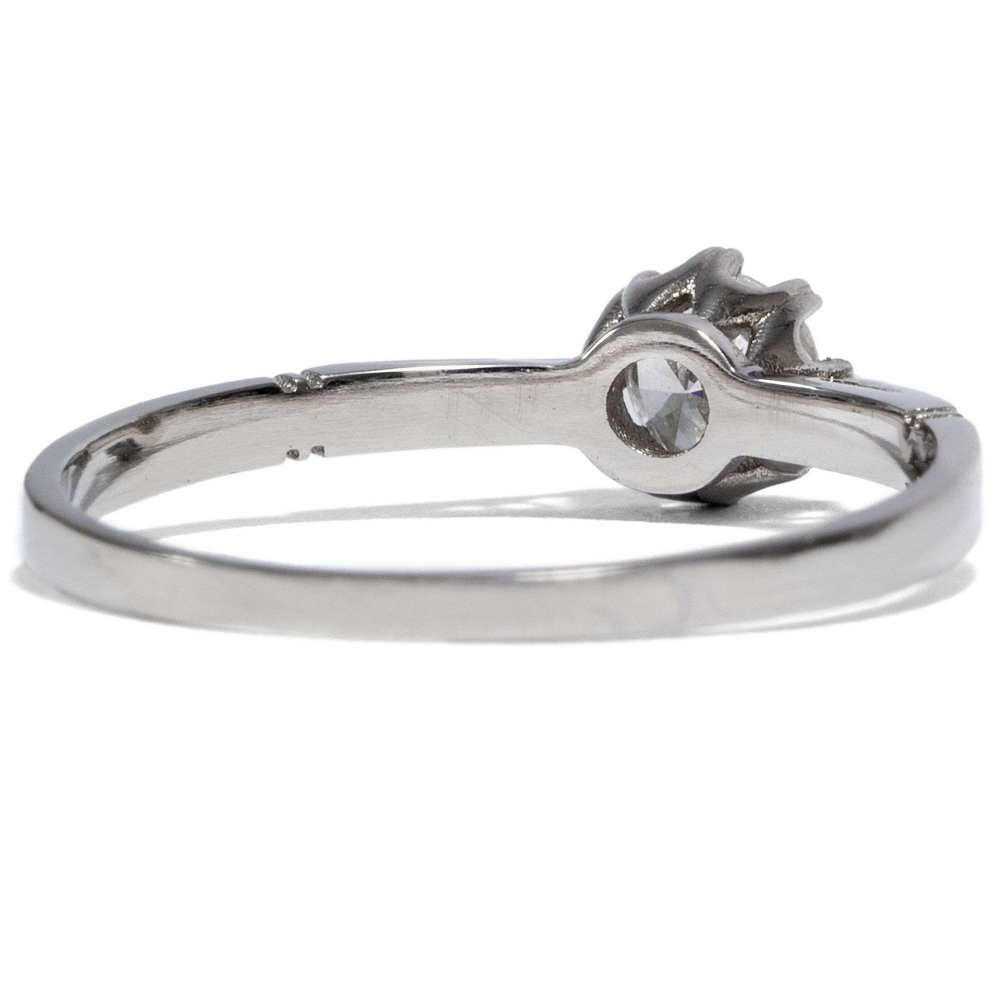627220-hofer-antikschmuck-Ungetragener-Verlobungsring-mit-0-31-ct-vintage-Brillant-in-Platin-aus-unserer-Werkstatt-Nachhaltiges-Versprechen_1
