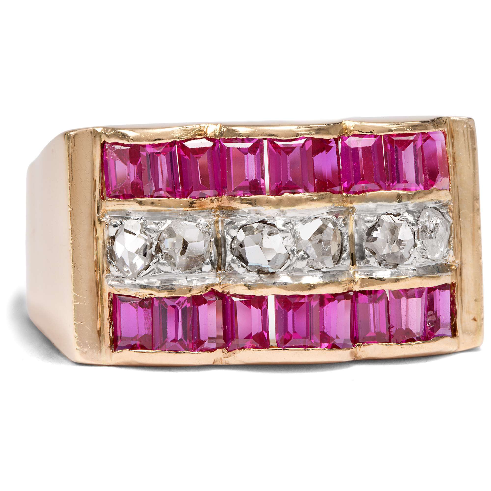 627346-hofer-antikschmuck-Praechtiger-Tank-Ring-mit-Diamanten-und-synthetischen-Rubinen-in-Gold-Lyon-1940er-Jahre-Schwebendes-Licht_4