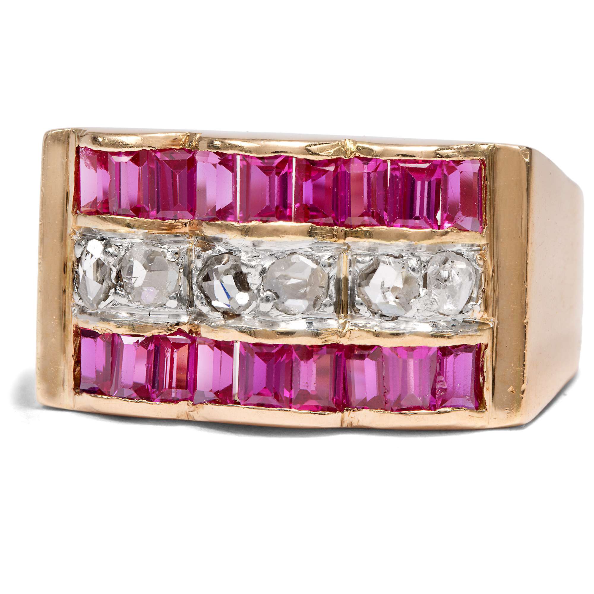 627346-hofer-antikschmuck-Praechtiger-Tank-Ring-mit-Diamanten-und-synthetischen-Rubinen-in-Gold-Lyon-1940er-Jahre-Schwebendes-Licht_6